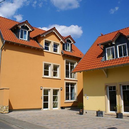 Gaestehaus Ressler Harxheim Exterior photo